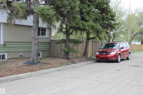 15941 106A Avenue, Edmonton, AB 
