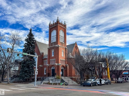 3 8406 104 Street, Edmonton, AB - Outdoor With Facade