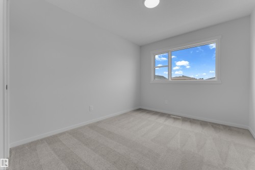 17330 6A Street Ne, Edmonton, AB - Indoor Photo Showing Other Room