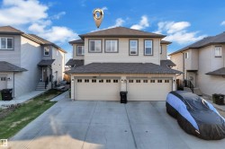3319 11 Avenue  Edmonton, AB T6L 2L5