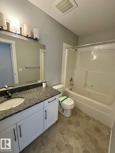 405 3670 139 Avenue, Edmonton, AB - Indoor Photo Showing Bathroom