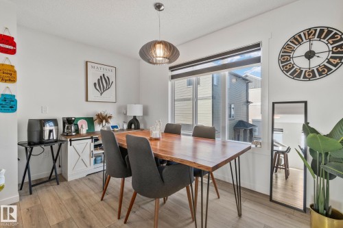 60A 1530 Tamarack Boulevard, Edmonton, AB - Indoor Photo Showing Dining Room