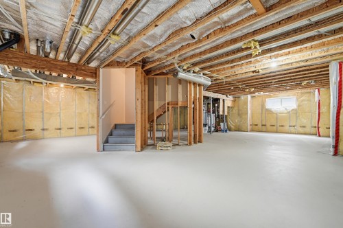 652 Henderson Street, Edmonton, AB - Indoor Photo Showing Basement