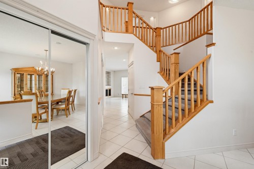652 Henderson Street, Edmonton, AB - Indoor Photo Showing Other Room