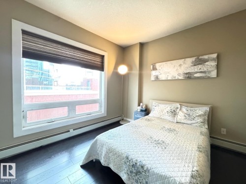 702 10136 104 Street, Edmonton, AB - Indoor Photo Showing Bedroom