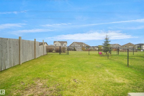 1702 Chapman Way, Edmonton, AB - Outdoor