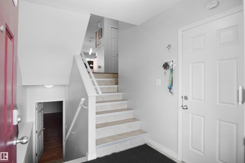 1702 Chapman Way, Edmonton, AB - Indoor Photo Showing Other Room