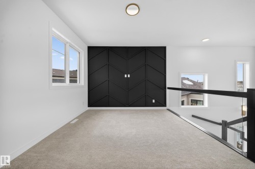 260 166 Avenue, Edmonton, AB - Indoor Photo Showing Other Room