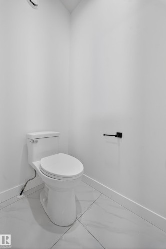260 166 Avenue, Edmonton, AB - Indoor Photo Showing Bathroom