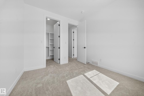 260 166 Avenue, Edmonton, AB - Indoor Photo Showing Other Room