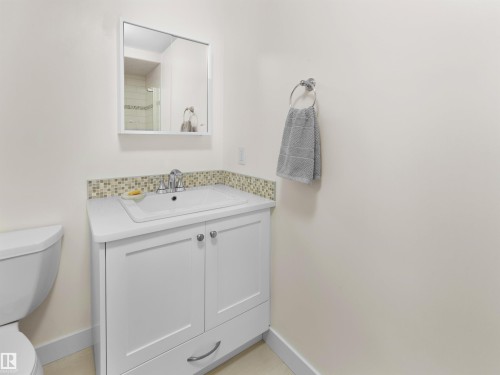 11635 72 Avenue, Edmonton, AB 