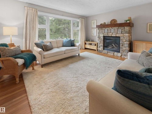 11635 72 Avenue, Edmonton, AB 