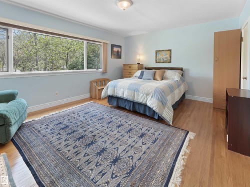 9202 117 Street, Edmonton, AB - Indoor Photo Showing Bedroom