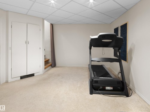 9202 117 Street, Edmonton, AB - Indoor Photo Showing Other Room