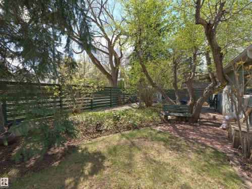 9202 117 Street, Edmonton, AB - Outdoor