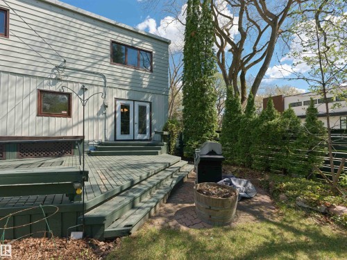 9202 117 Street, Edmonton, AB - Outdoor