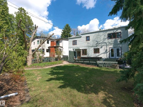 9202 117 Street, Edmonton, AB - Outdoor