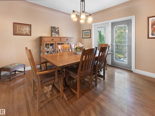 9202 117 Street, Edmonton, AB - Indoor Photo Showing Dining Room