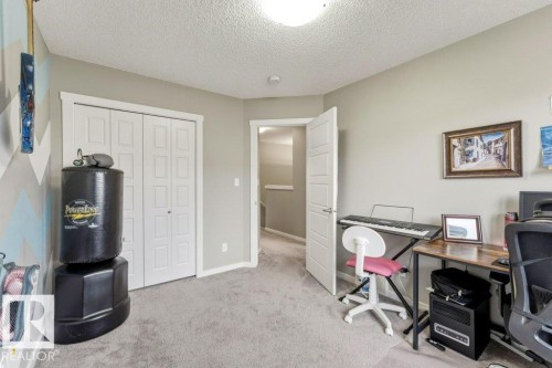 4443 6 Street Nw, Edmonton, AB - Indoor
