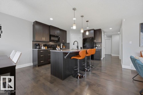 2366 Ware Crescent, Edmonton, AB - Indoor