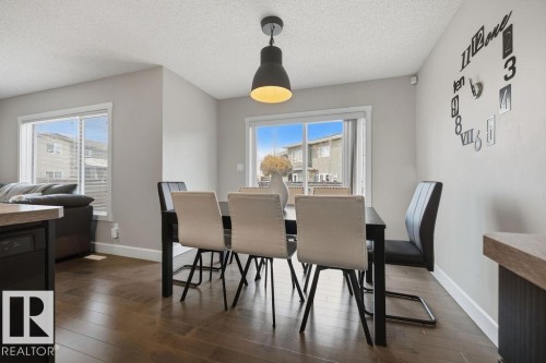 2366 Ware Crescent, Edmonton, AB - Indoor Photo Showing Dining Room