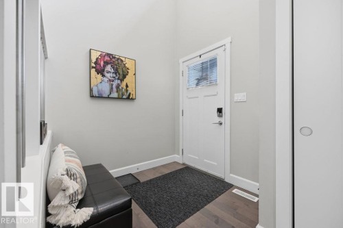 2366 Ware Crescent, Edmonton, AB - Indoor Photo Showing Other Room