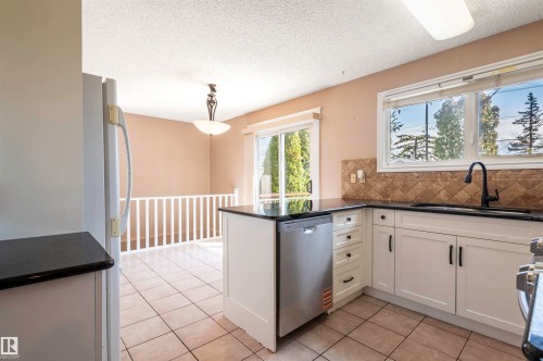 9331 52 Street, Edmonton, AB - Indoor Photo Showing Kitchen