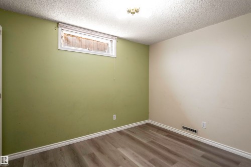 9331 52 Street, Edmonton, AB - Indoor Photo Showing Other Room
