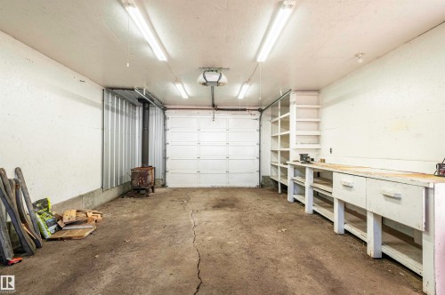 9331 52 Street, Edmonton, AB - Indoor Photo Showing Garage