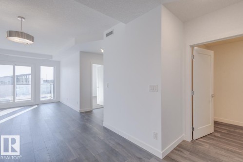 317 1316 Winderemere Way, Edmonton, AB - Indoor Photo Showing Other Room