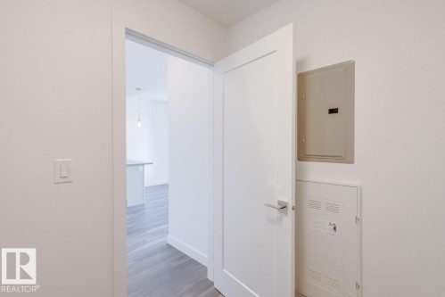 317 1316 Winderemere Way, Edmonton, AB - Indoor Photo Showing Other Room