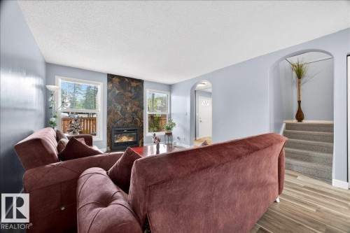 6528 184 Street, Edmonton, AB - Indoor Photo Showing Living Room With Fireplace