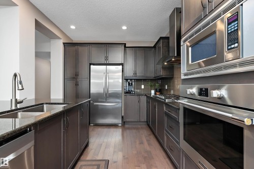 268 Sheppard Circle, Leduc, AB - Indoor Photo Showing Kitchen With Double Sink With Upgraded Kitchen