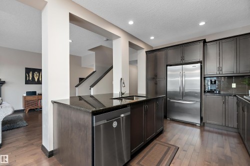 268 Sheppard Circle, Leduc, AB - Indoor Photo Showing Kitchen