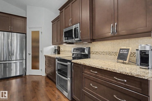 3433 West Landing Landing, Edmonton, AB - Indoor Photo Showing Kitchen