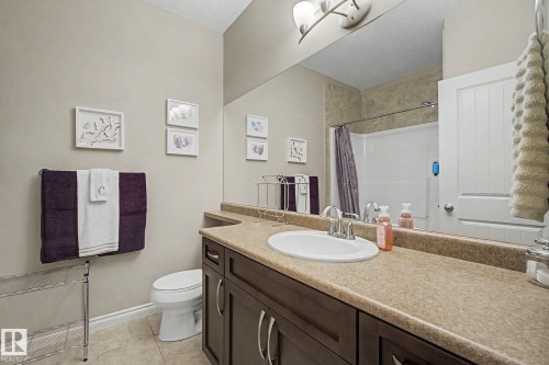3433 West Landing Landing, Edmonton, AB - Indoor Photo Showing Bathroom