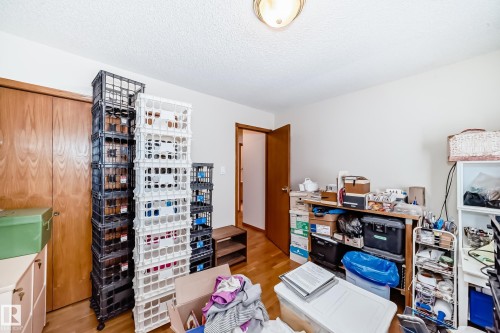 15330 99 Avenue, Edmonton, AB - Indoor