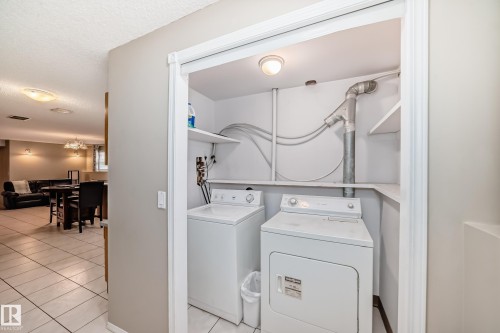 15330 99 Avenue, Edmonton, AB - Indoor Photo Showing Laundry Room