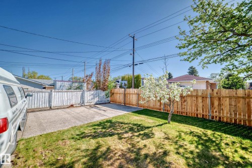 15330 99 Avenue, Edmonton, AB - Outdoor