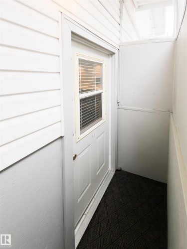 7323 147 Avenue, Edmonton, AB - Indoor Photo Showing Other Room