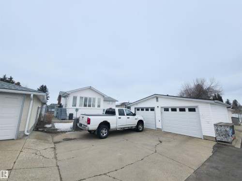 7323 147 Avenue, Edmonton, AB - Outdoor