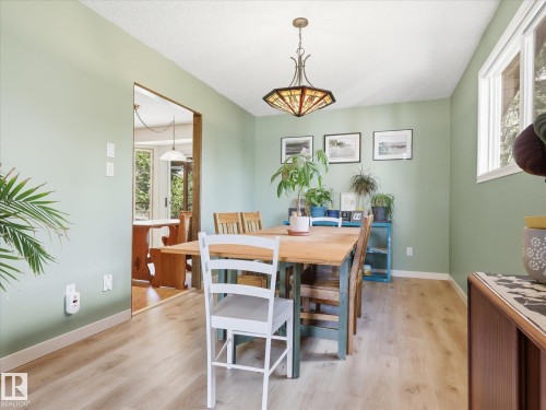 45 Lorne Crescent, St. Albert, AB - Indoor Photo Showing Dining Room