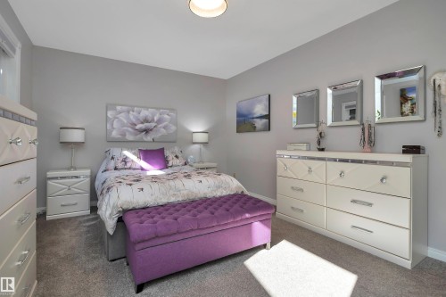 14 Ash Place, St. Albert, AB - Indoor Photo Showing Bedroom