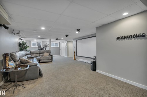 14 Ash Place, St. Albert, AB - Indoor Photo Showing Other Room