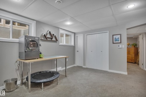 14 Ash Place, St. Albert, AB - Indoor Photo Showing Other Room
