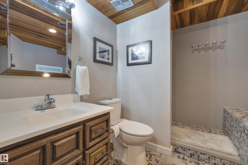 4 Pce basement bathroom, Jacuzzi tub & separate shower. - 14 Ash Place, St. Albert, AB - Indoor Photo Showing Bathroom