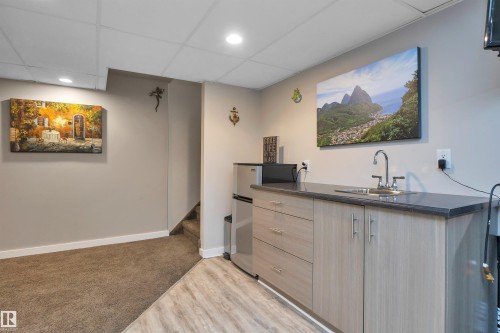 14 Ash Place, St. Albert, AB - Indoor