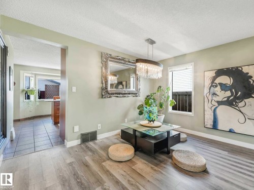 16228 55A Street, Edmonton, AB - Indoor