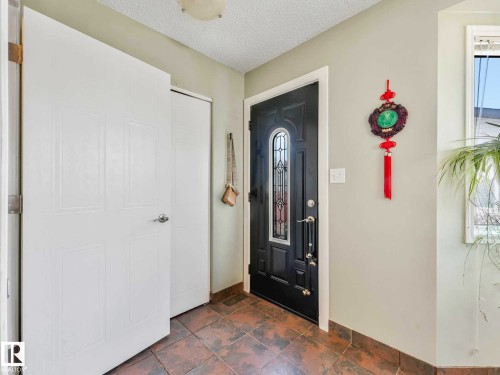 16228 55A Street, Edmonton, AB - Indoor Photo Showing Other Room