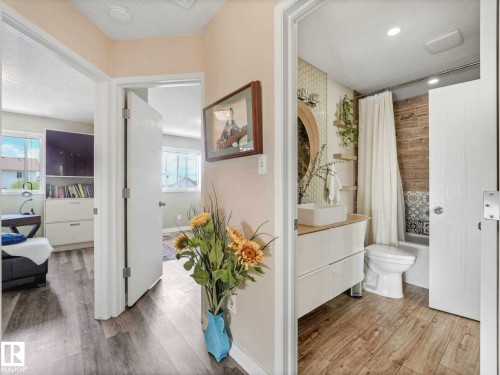 16228 55A Street, Edmonton, AB - Indoor Photo Showing Other Room